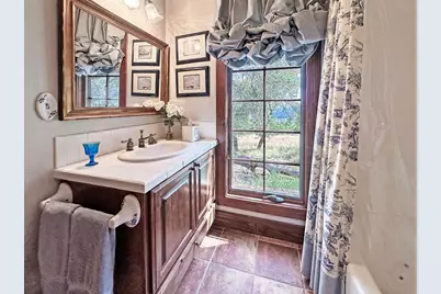 815 Oxen Trail, Fredericksburg, TX 78624 - Photo 11