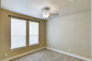 227 Dudley Wy, Fredericksburg, TX 78624 - Photo 7