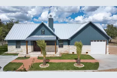 207 N Fourth St, Harper, TX 78631 - Photo 1