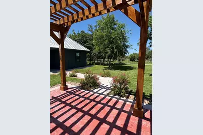 207 N Fourth St, Harper, TX 78631 - Photo 3