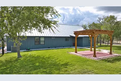 207 N Fourth St, Harper, TX 78631 - Photo 5