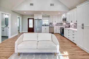 207 N Fourth St, Harper, TX 78631 - Photo 15