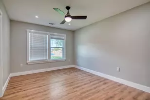 207 N Fourth St, Harper, TX 78631 - Photo 23