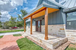 207 N Fourth St, Harper, TX 78631 - Photo 11