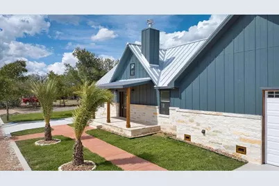 207 N Fourth St, Harper, TX 78631 - Photo 7