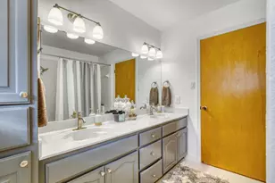 205 Edgewood Dr, Fredericksburg, TX 78624 - Photo 23