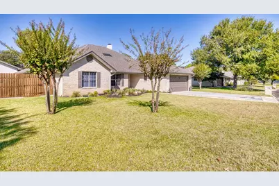205 Edgewood Dr, Fredericksburg, TX 78624 - Photo 31