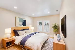 103 W Centre St, Fredericksburg, TX 78624 - Photo 17