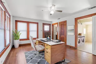 1007 N Llano St, Fredericksburg, TX 78624 - Photo 5