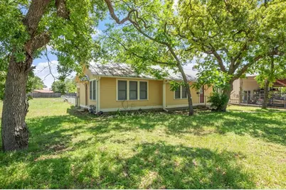 1007 N Llano St, Fredericksburg, TX 78624 - Photo 1