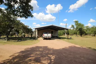 67 Hill Top Dr, Fredericksburg, TX 78624 - Photo 17