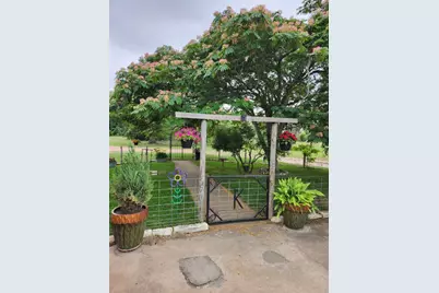 67 Hill Top Dr, Fredericksburg, TX 78624 - Photo 1