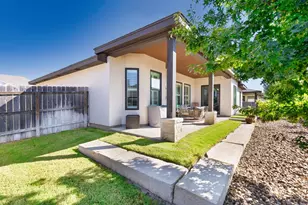 109 Madrona Ln, Fredericksburg, TX 78624 - Photo 7