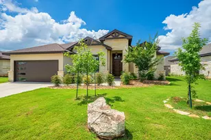 109 Madrona Ln, Fredericksburg, TX 78624 - Photo 3