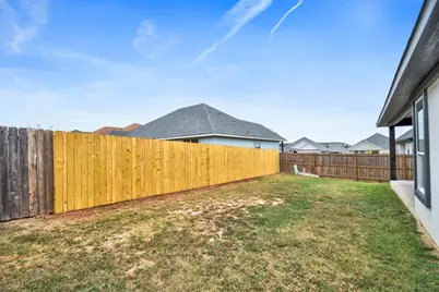 1604 Redwood Ct, Fredericksburg, TX 78624 - Photo 33