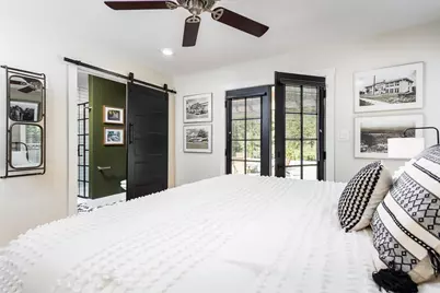 212 W Peach St, Fredericksburg, TX 78624 - Photo 13