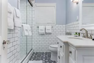 203 W Travis St, Fredericksburg, TX 78624 - Photo 15