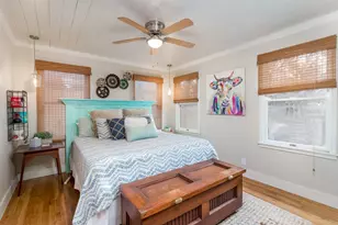 203 W Travis St, Fredericksburg, TX 78624 - Photo 19