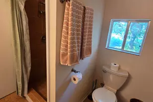 109 W Travis St, Fredericksburg, TX 78624 - Photo 11