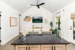 930 S Eagle St, Fredericksburg, TX 78624 - Photo 9