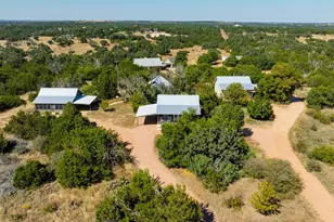 9848 W US Hwy 290, Fredericksburg, TX 78624 - Photo 17