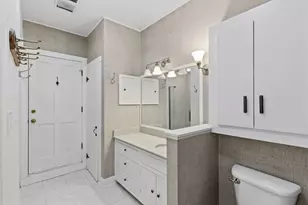 612 W San Antonio St, Fredericksburg, TX 78624 - Photo 47