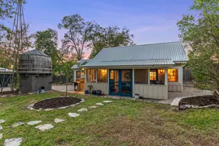 612 W San Antonio St, Fredericksburg, TX 78624 - Photo 75