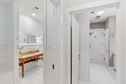 612 W San Antonio St, Fredericksburg, TX 78624 - Photo 29