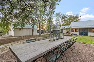 612 W San Antonio St, Fredericksburg, TX 78624 - Photo 69