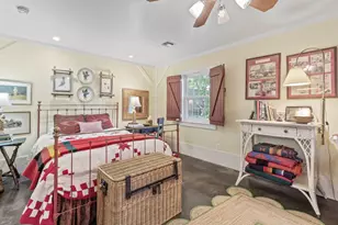 612 W San Antonio St, Fredericksburg, TX 78624 - Photo 85