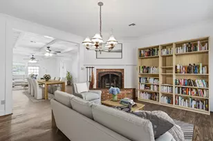 612 W San Antonio St, Fredericksburg, TX 78624 - Photo 5