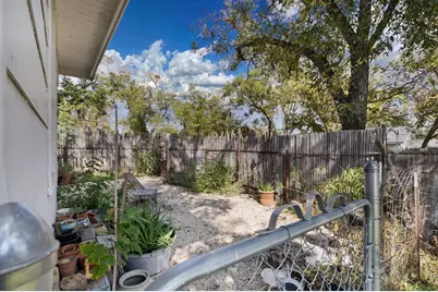 707 Whitney, Fredericksburg, TX 78624 - Photo 21