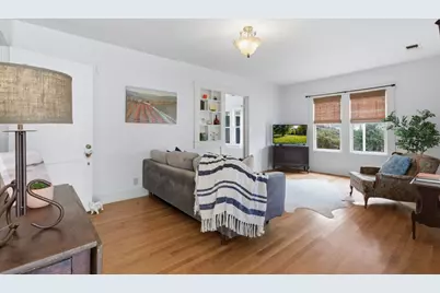 707 Whitney, Fredericksburg, TX 78624 - Photo 5