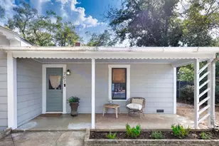 707 Whitney, Fredericksburg, TX 78624 - Photo 3