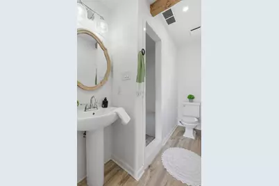 707 Whitney, Fredericksburg, TX 78624 - Photo 15