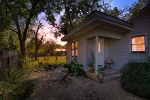 707 Whitney, Fredericksburg, TX 78624 - Photo 27