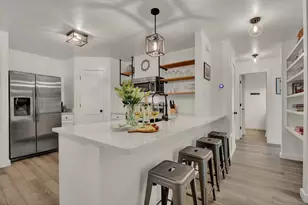 907 Hill St, Fredericksburg, TX 78624 - Photo 31