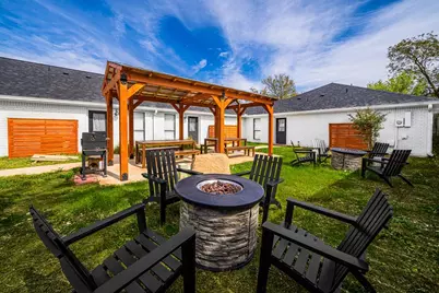 907 Hill St, Fredericksburg, TX 78624 - Photo 11