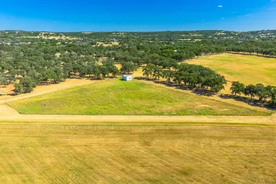 2 Sultemeier-Moellering Rd, Fredericksburg, TX 78624 - Photo 13