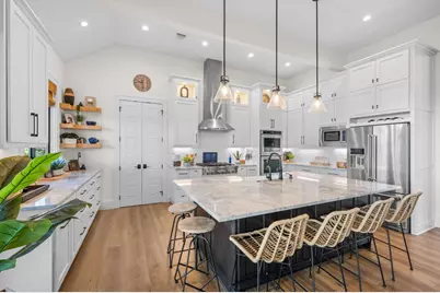 121 Center Oaks Court, Kerrville, TX 78028 - Photo 9