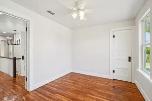 1513 Jefferson St, Kerrville, TX 78028 - Photo 29