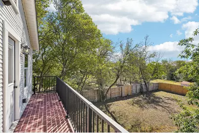 1513 Jefferson St, Kerrville, TX 78028 - Photo 47