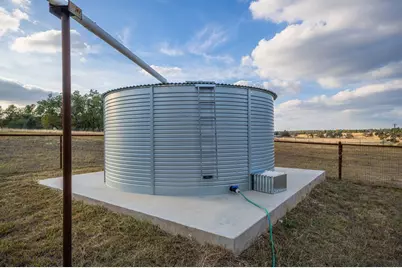 1554 Vintage Oaks Dr, Fredericksburg, TX 78624 - Photo 33