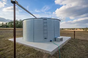 1554 Vintage Oaks Dr, Fredericksburg, TX 78624 - Photo 33