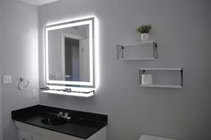 204 Green Meadows Ln, Fredericksburg, TX 78624 - Photo 9