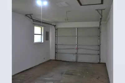 204 Green Meadows Lane, Fredericksburg, TX 78624 - Photo 15