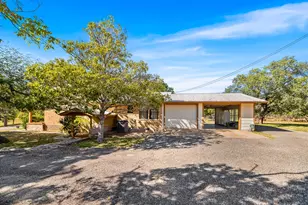 959 S Eagle St, Fredericksburg, TX 78624 - Photo 19