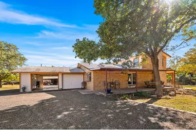 959 S Eagle St, Fredericksburg, TX 78624 - Photo 17