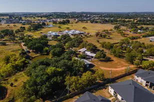 959 S Eagle St, Fredericksburg, TX 78624 - Photo 13