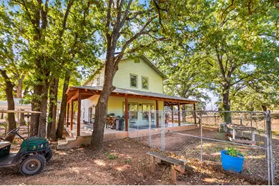 959 S Eagle St, Fredericksburg, TX 78624 - Photo 73